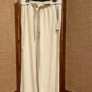 Bella Dahl pull on wide leg pant with belt